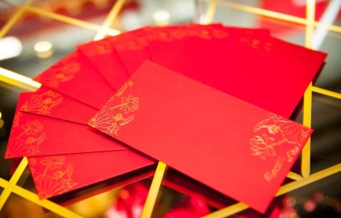 孩過(guò)年收兩萬(wàn)紅包秒殺父母年終獎(jiǎng)，孩子紅包你會(huì)怎么處理？——安穎心理蔡宋華接受惠州電視臺(tái)采訪(fǎng)